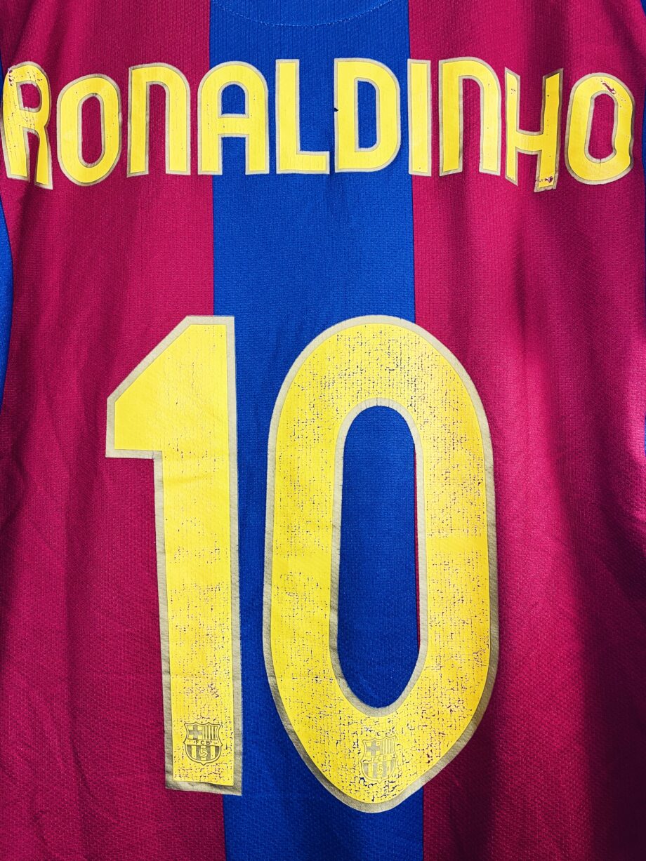 Maillot vintage Barcelone 2007/2008 floqué Ronaldinho