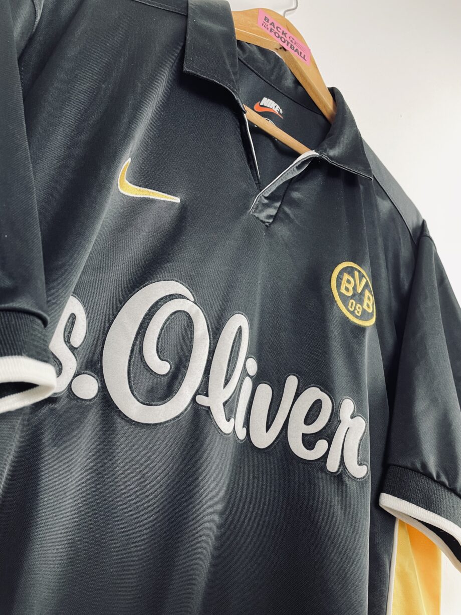 Maillot vintage extérieur du Borussia Dortmund 1998/2000