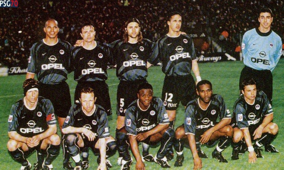 Maillot vintage third du PSG 2001/2002