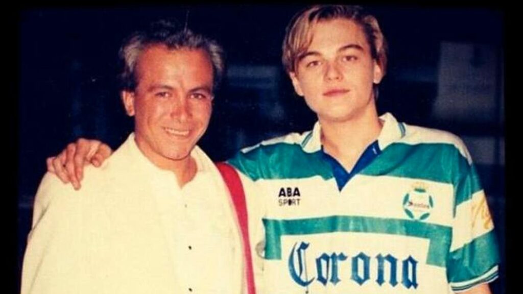 Leonardo DiCaprio et le maillot vintage de Santos Laguna 1995/1996