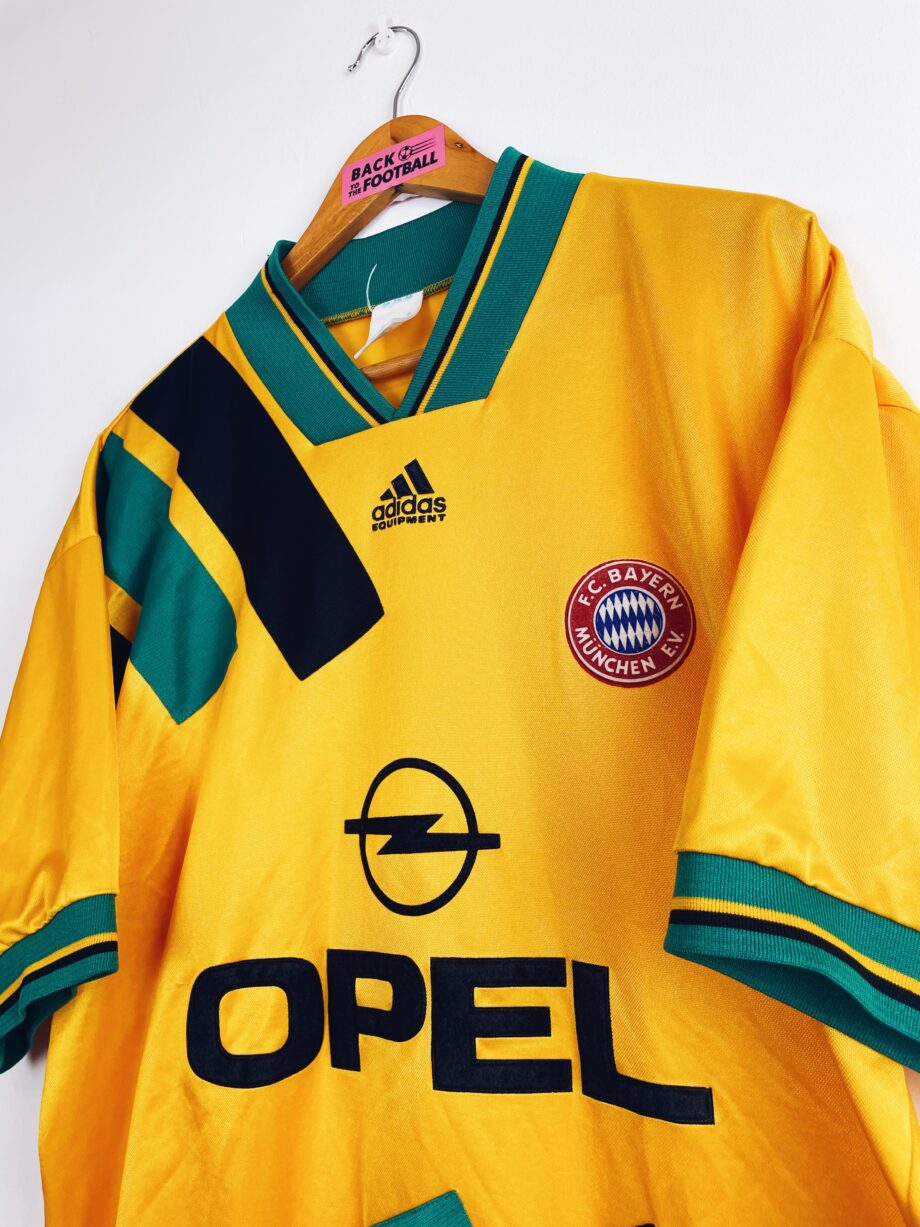 Maillot vintage extérieur Bayern Munich 1993/1995