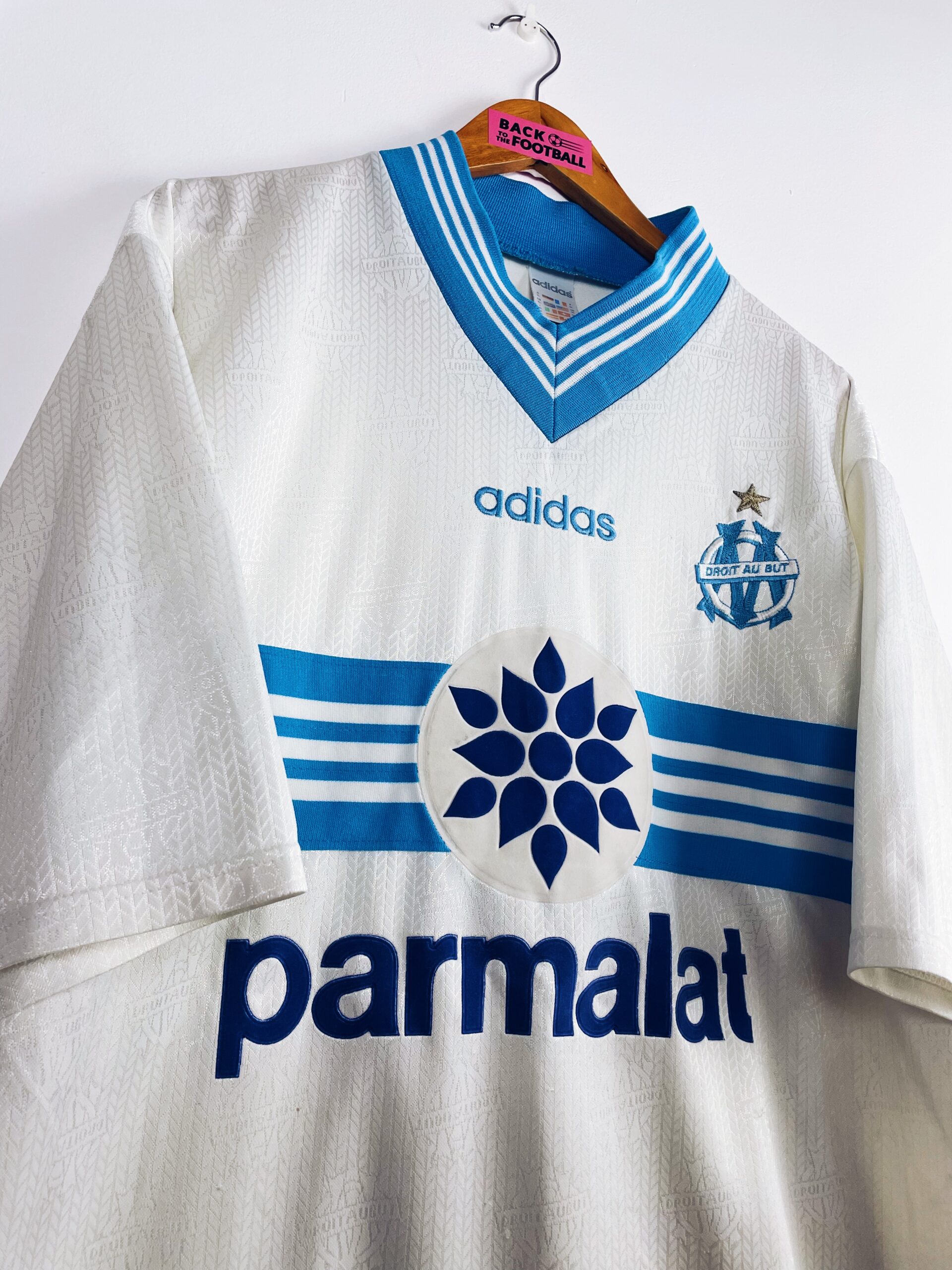 Un nouveau maillot domicile vintage pour l'Olympique de Marseille