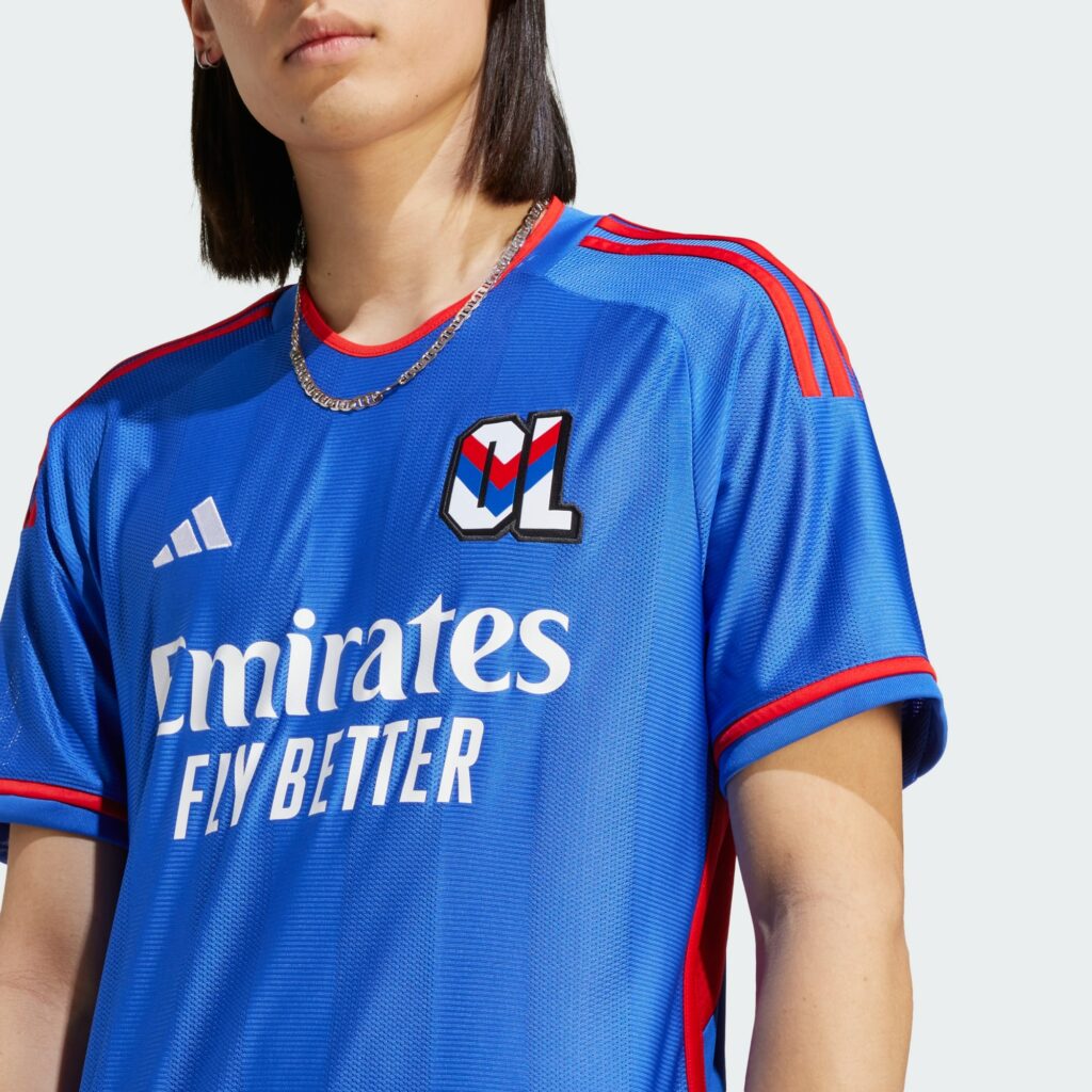 maillot extérieur de l'OL 2023/2024