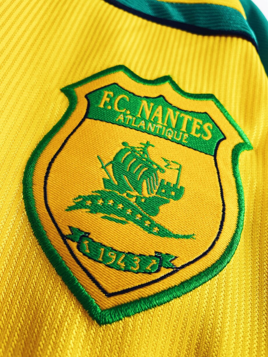 Maillot vintage domicile du FC Nantes 2001/2002