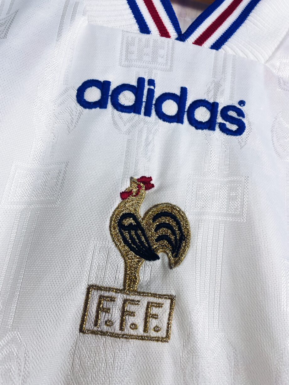 Maillot vintage extérieur de l'équipe de France 1996