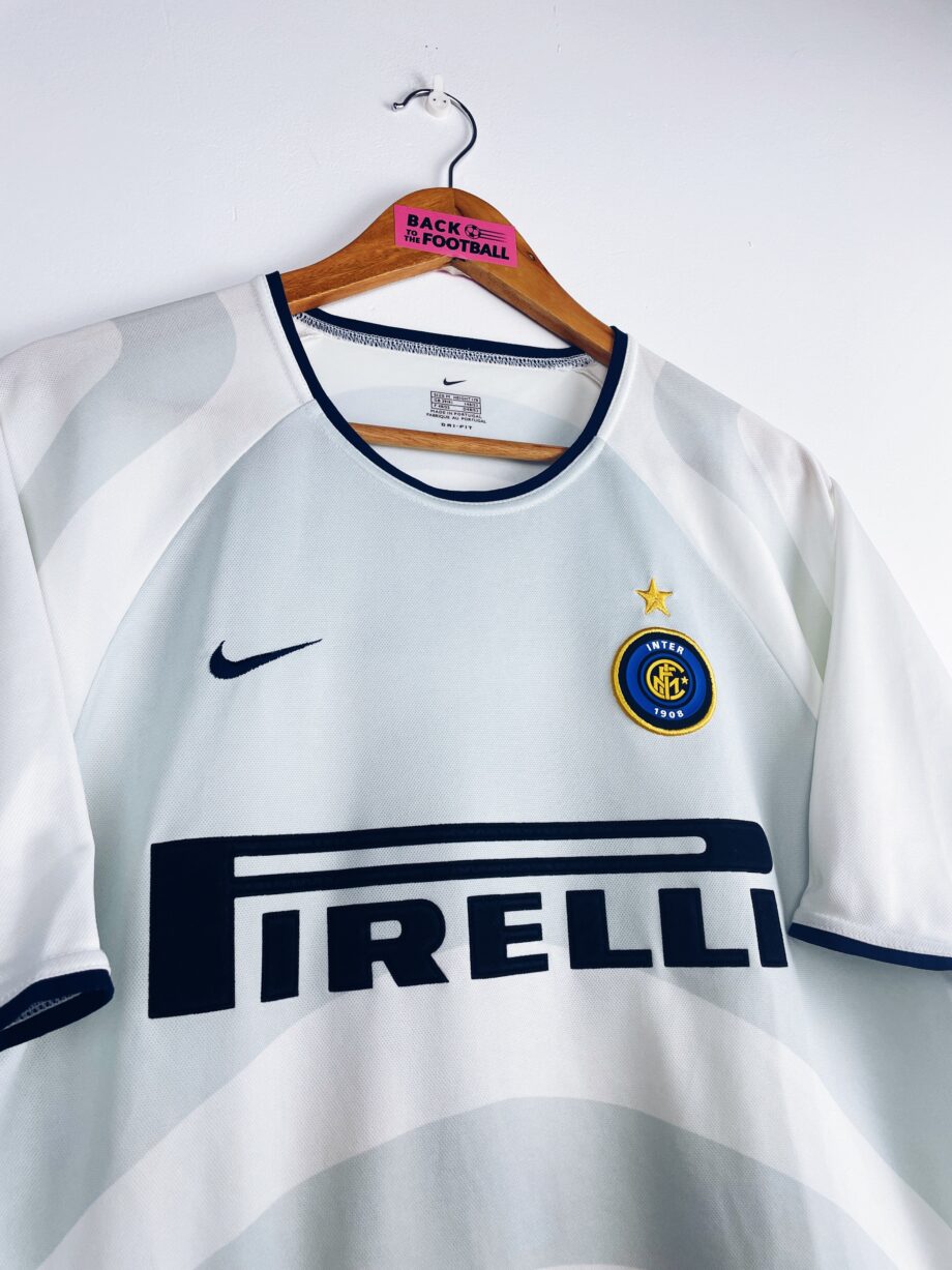 Maillot vintage extérieur de l'Inter 2001/2002 floqué Ronaldo