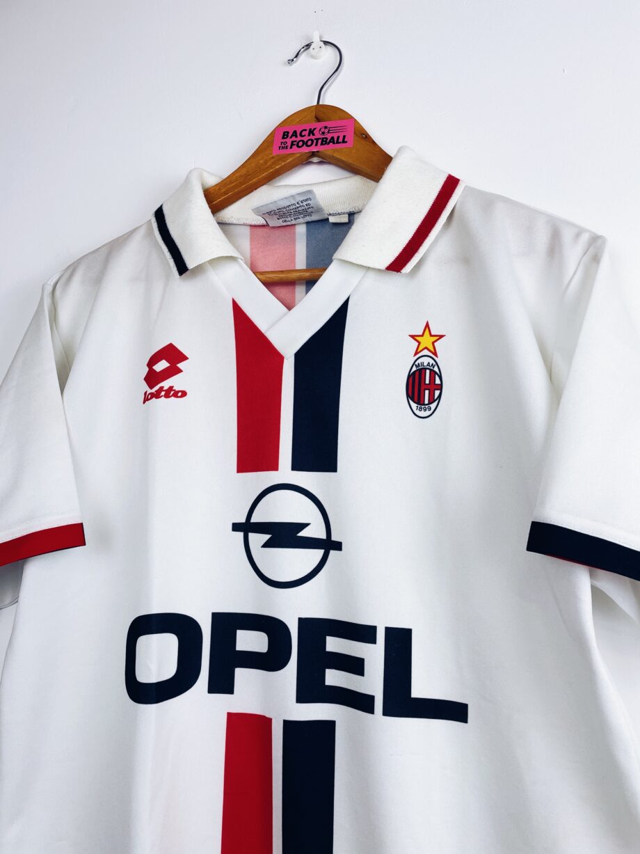 Maillot vintage extérieur de l'AC Milan 1995/1996