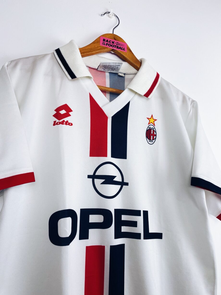 Maillot vintage extérieur de l'AC Milan 1995/1996