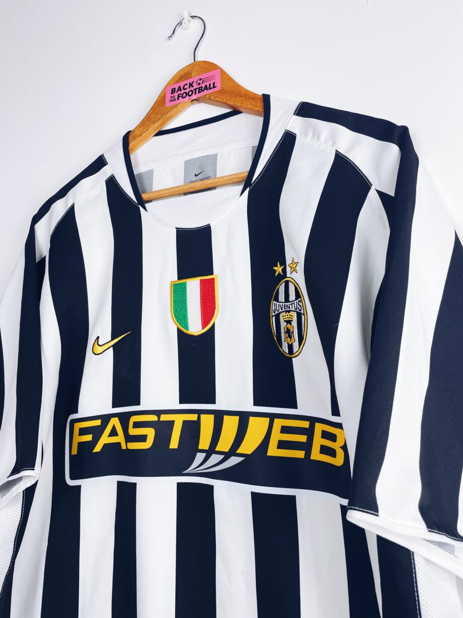 maillot vintage domicile de la Juventus 2003/2004 floqué Nedved #11
