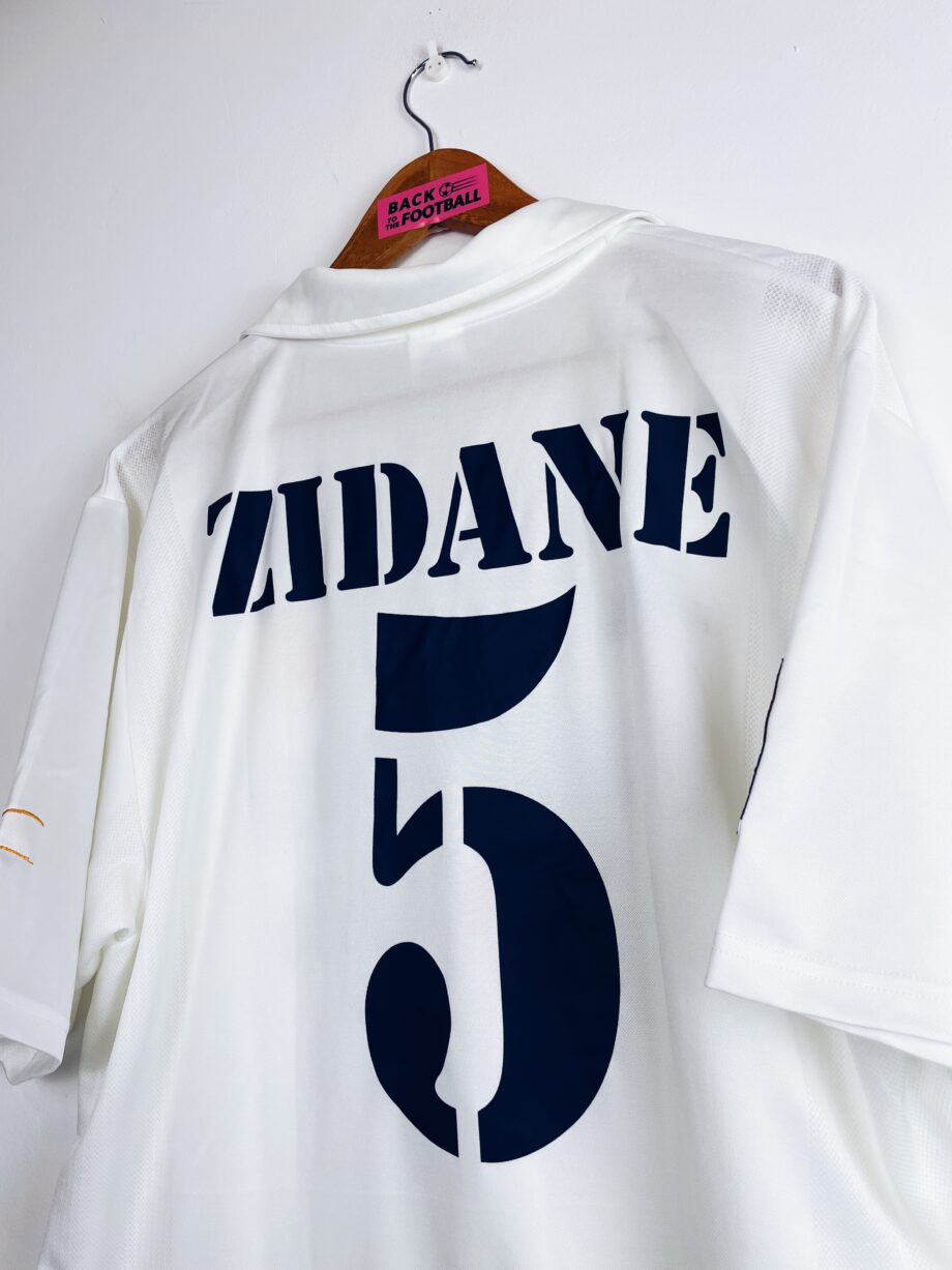 maillot vintage domicile du Real Madrid 2002/2003 centenaire floqué Zidane #5