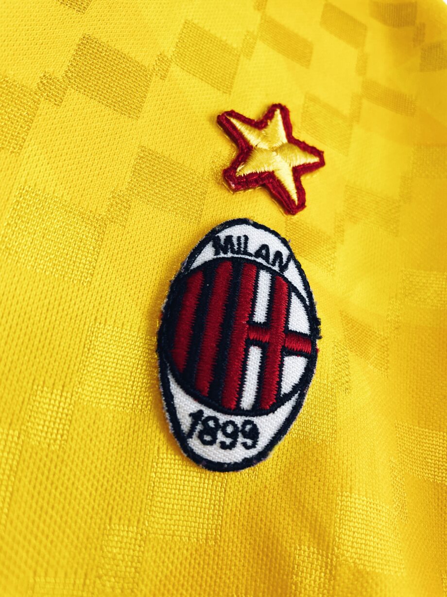 maillot vintage de l'AC Milan 1994/1996 third