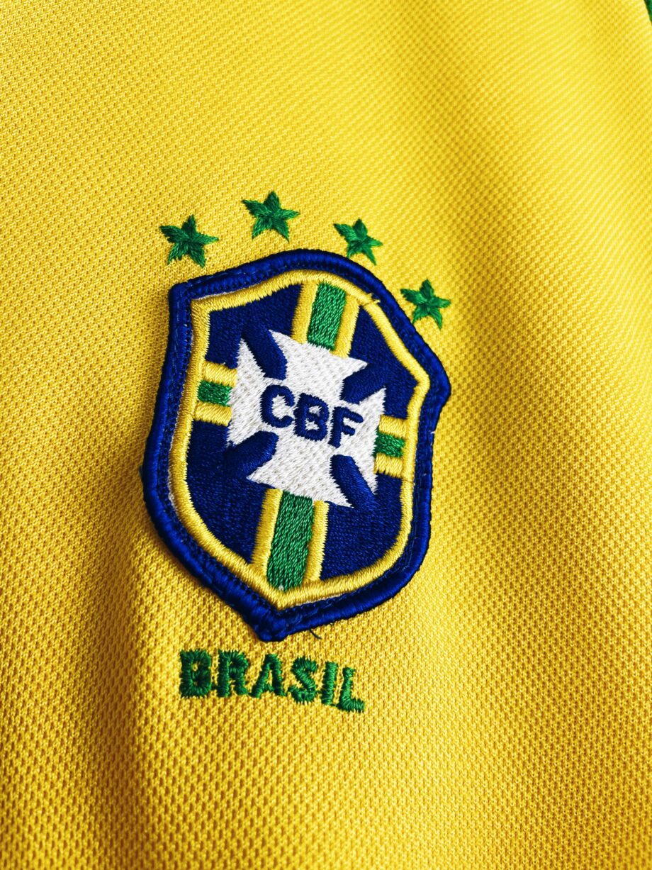 maillot vintage du Brésil 1998 domicile floqué Ronaldo #9