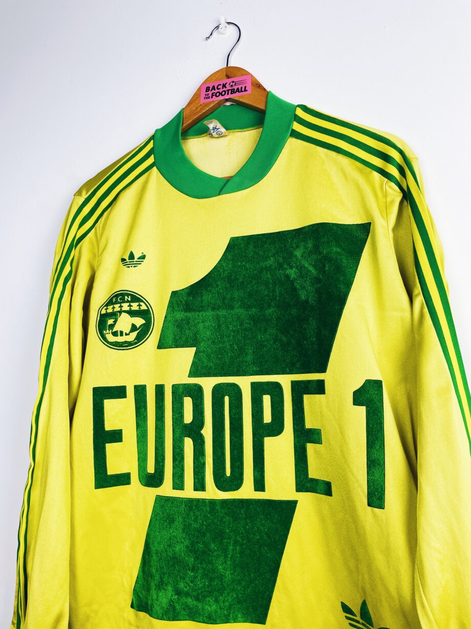 maillot vintage du FC Nantes 1977/1979 domicile préparé (match issue) ou porté (match worn) par le numéro 8