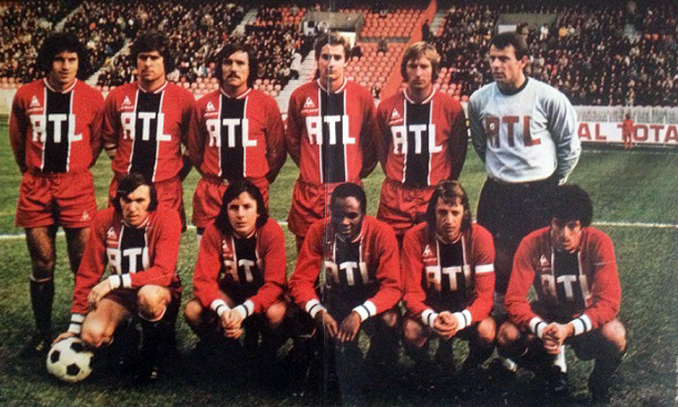top 10 des plus beaux maillots du PSG : maillot vintage extérieur 1974/1975
