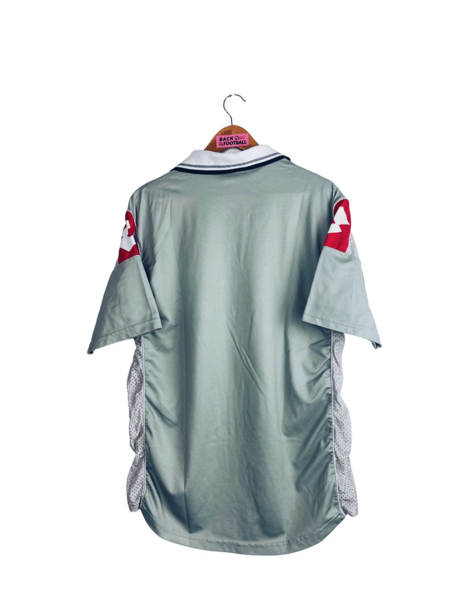 maillot vintage extérieur de la Juventus 2000/2001
