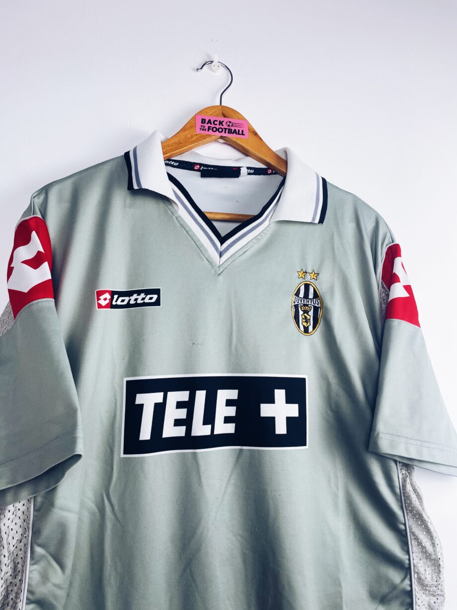 maillot vintage extérieur de la Juventus 2000/2001