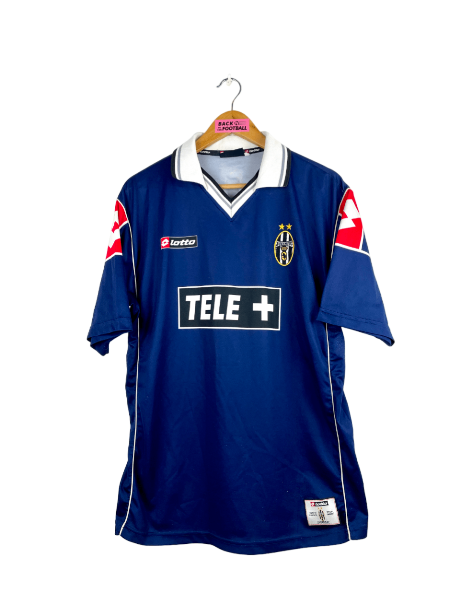 maillot vintage third de la Juventus 2000/2001 floqué Trezeguet #17