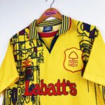 Maillot De Football Vintage Nottingham Forest Umbro 1995/97 Extérieur Taille L - Rare