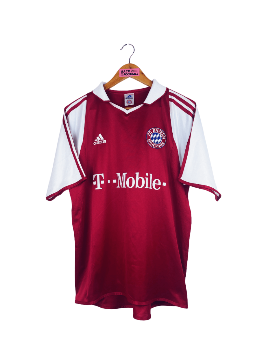 maillot vintage domicile Bayern Munich 2003/2004 avec short