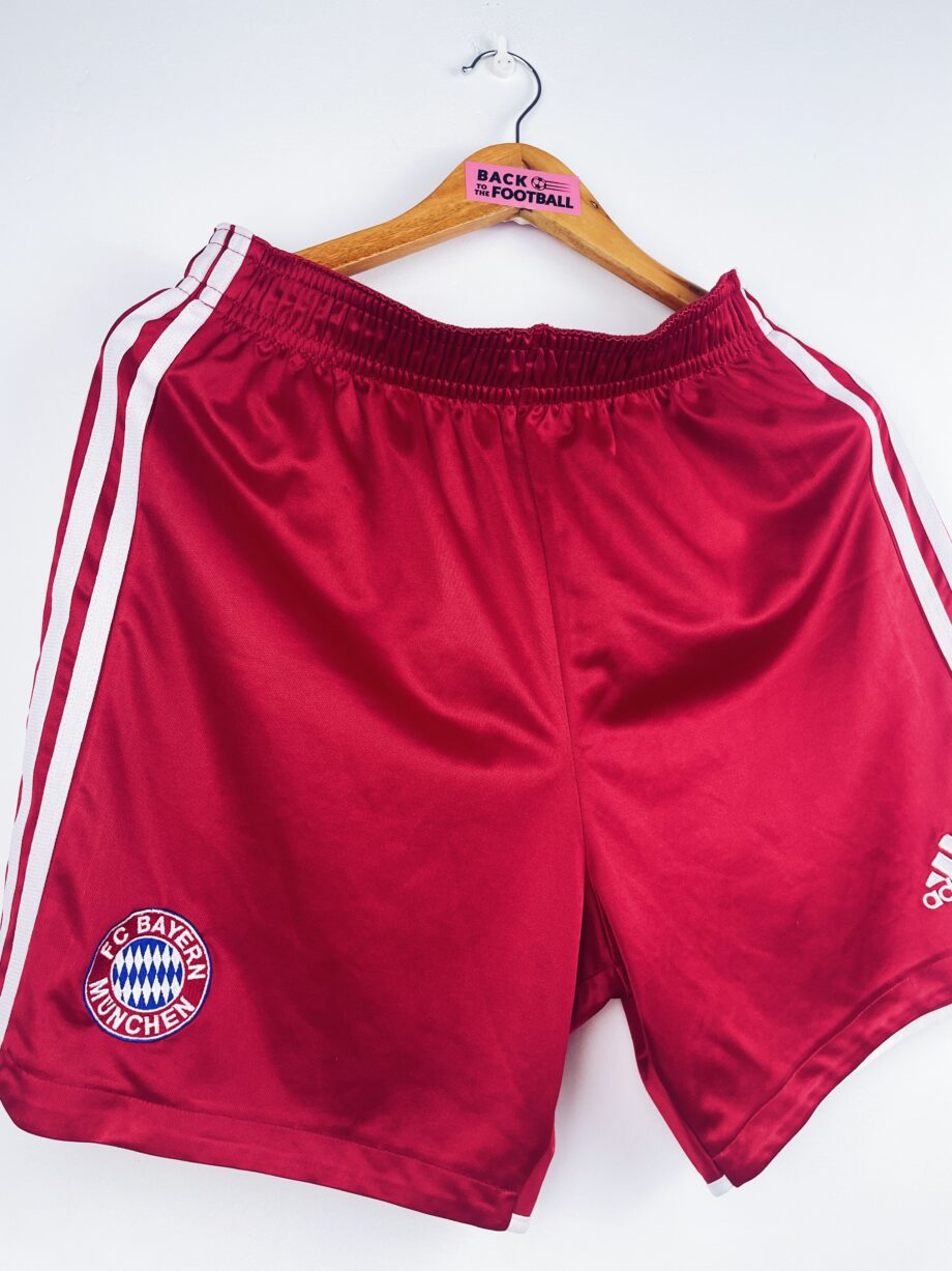 maillot vintage domicile Bayern Munich 2003/2004 avec short