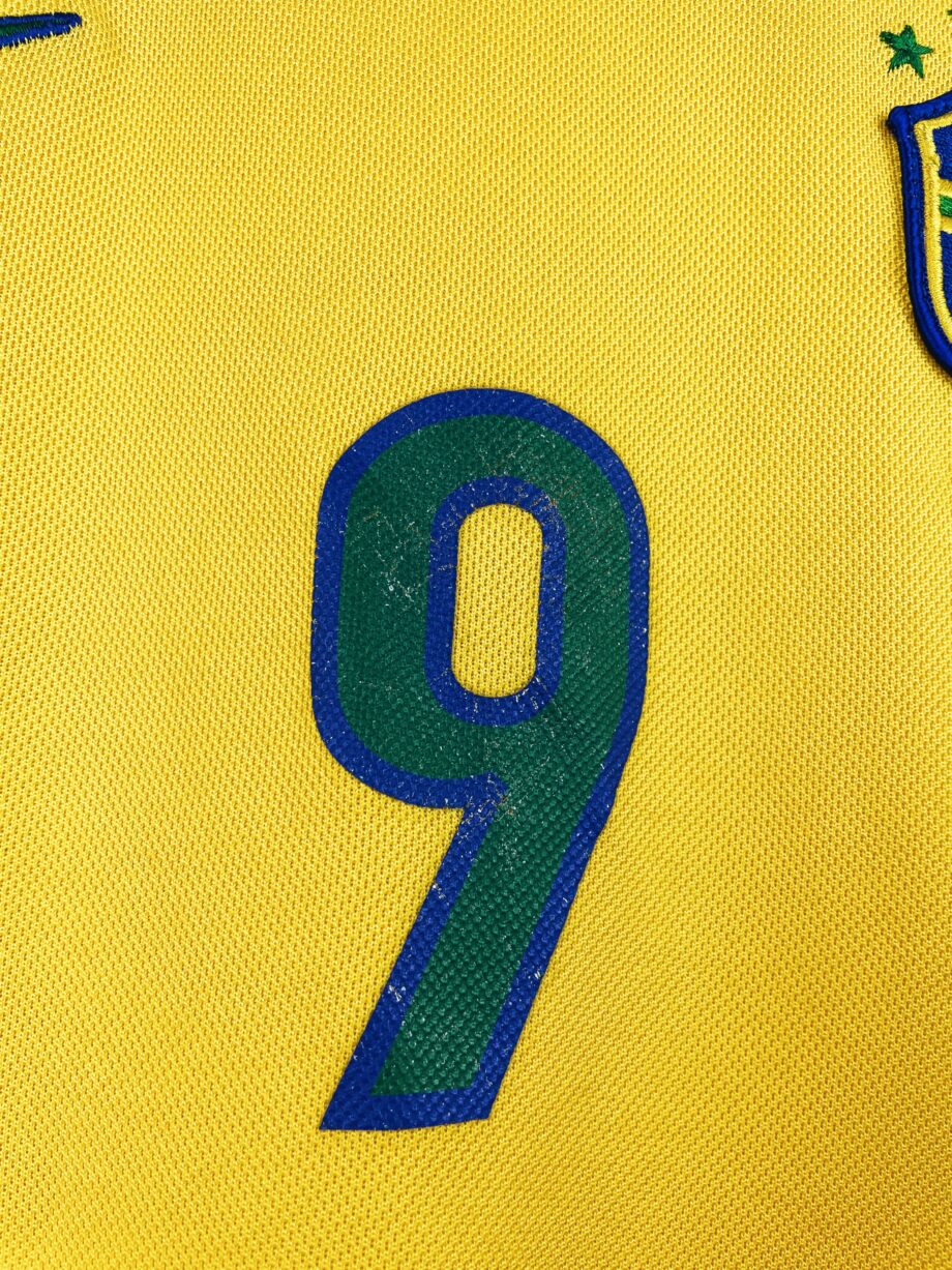 maillot vintage Brésil 1998 floqué Ronaldo #9