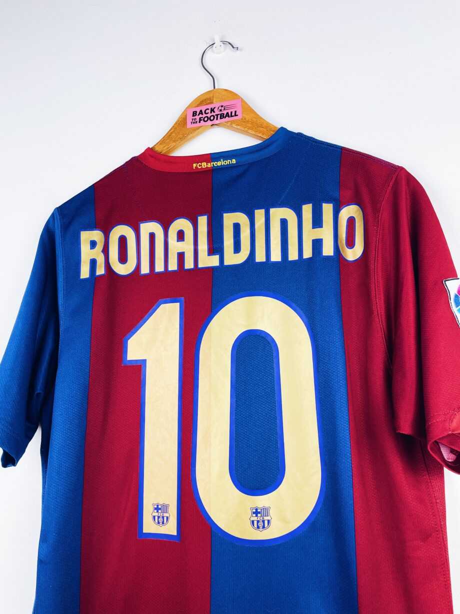 maillot vintage domicile Barcelone 2006/2007 floqué Ronaldinho #10