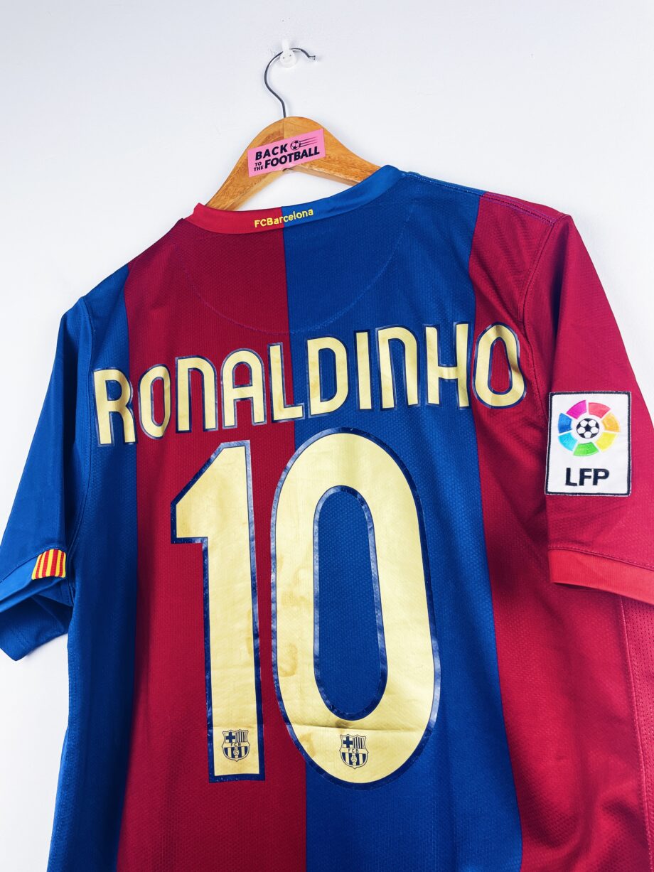 maillot vintage domicile Barcelone 2006/2007 floqué Ronaldinho #10