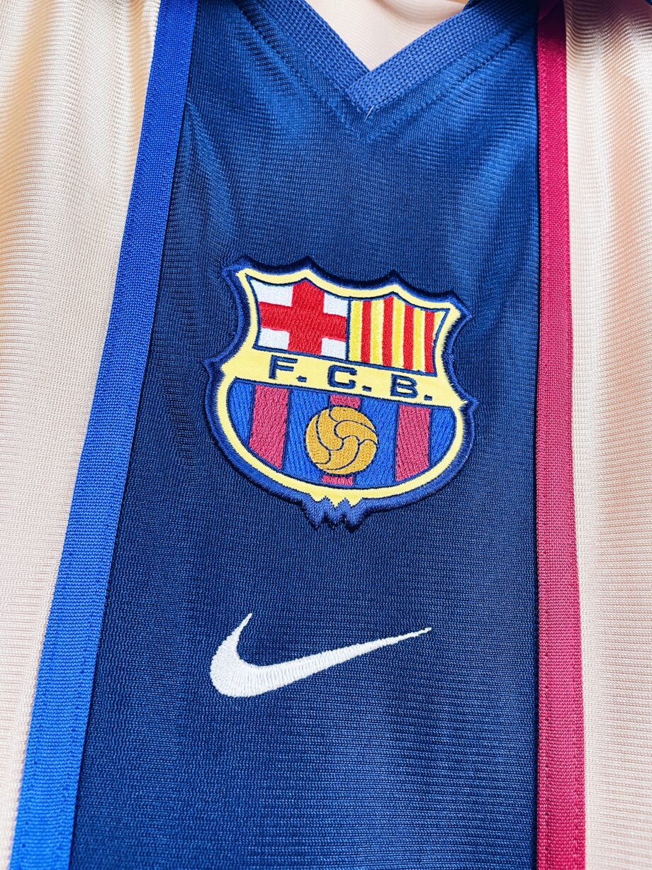 maillot vintage extérieur FC Barcelone 2001/2002 manches longues préparé (match issue)