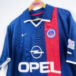 Maillot PSG Rétro 2001-2002 Ronaldinho #21 Taille M Nike - Neuf, Licence Officielle