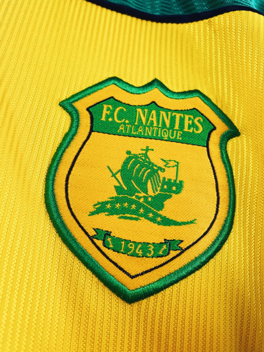 maillot vintage domicile du FC Nantes 2000/2001