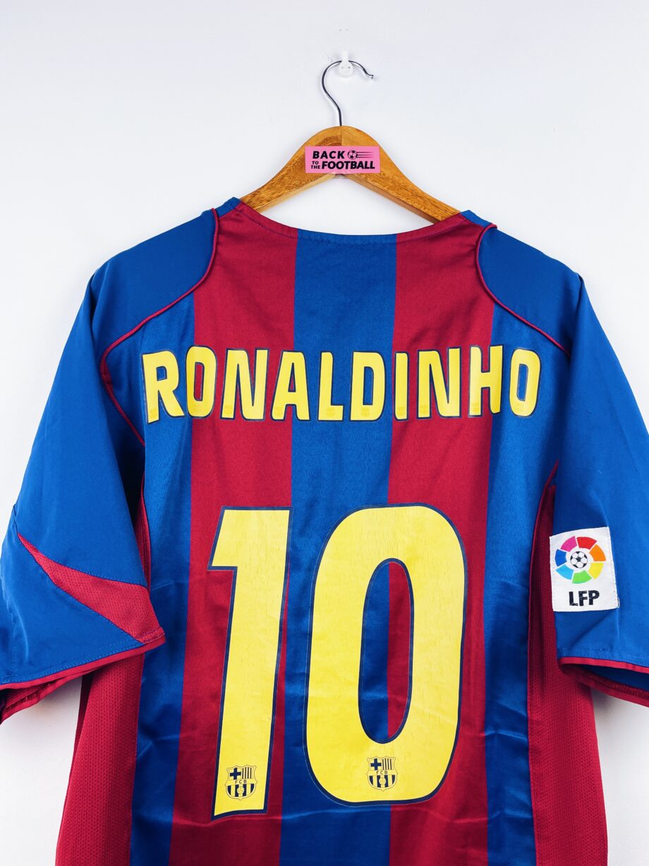 maillot vintage domicile FC Barcelone 2004/2005 floqué Ronaldinho #10