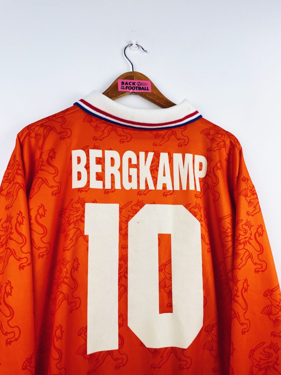 maillot vintage domicile des Pays-Bas 1994 manches longues floqué Bergkamp #10