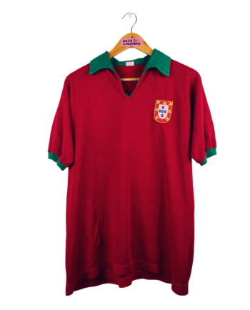 maillot vintage domicile Portugal 1971 porté (match worn) par le numéro 4