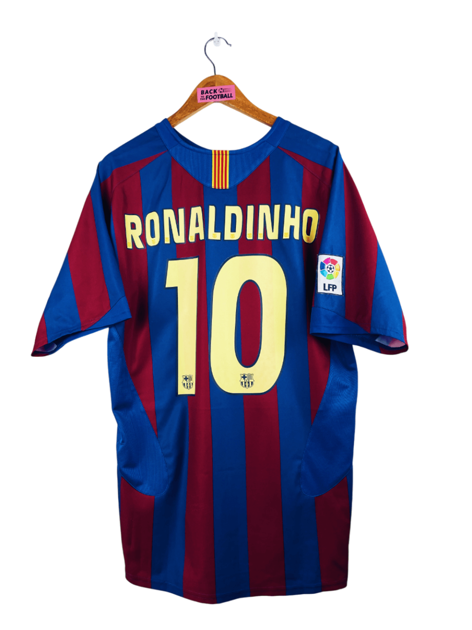 maillot vintage domicile Barcelone 2005/2006 floqué Ronaldinho #10