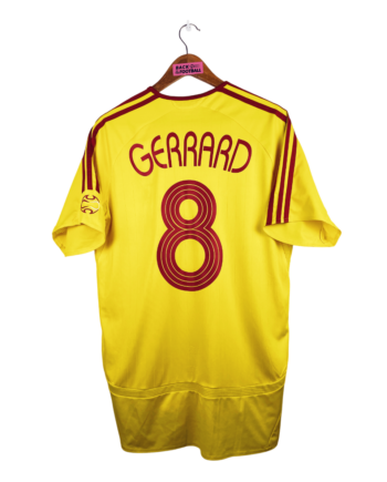 maillot vintage extérieur Liverpool 2006/2007 floqué Gerrard #8