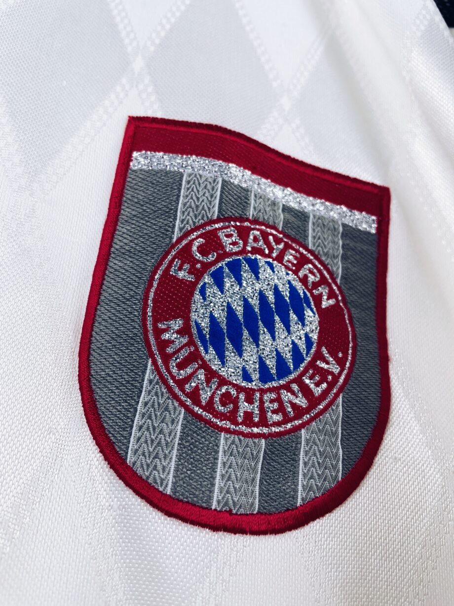maillot vintage extérieur Bayern Munich 1996/1998