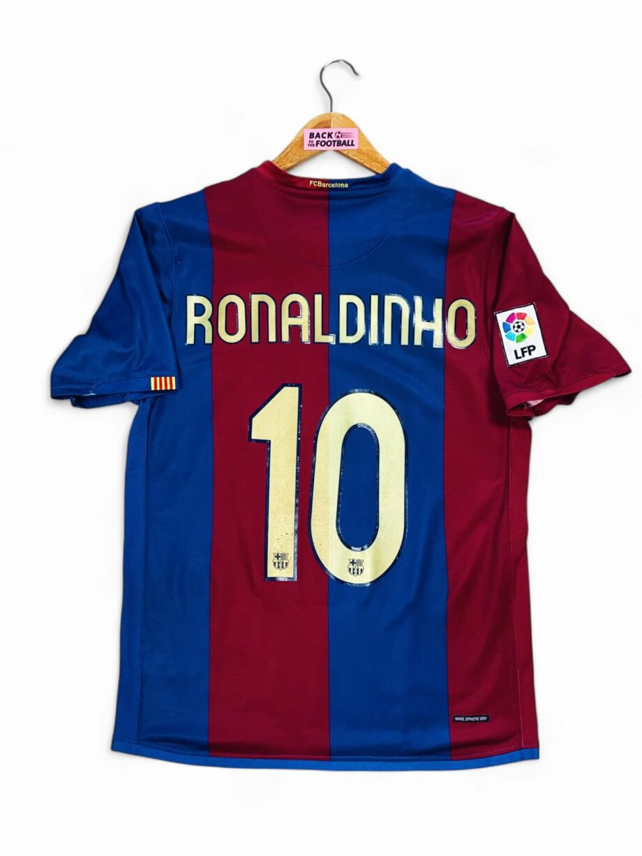 maillot vintage domicile FC Barcelone 2006/2007 floqué Ronaldinho #10