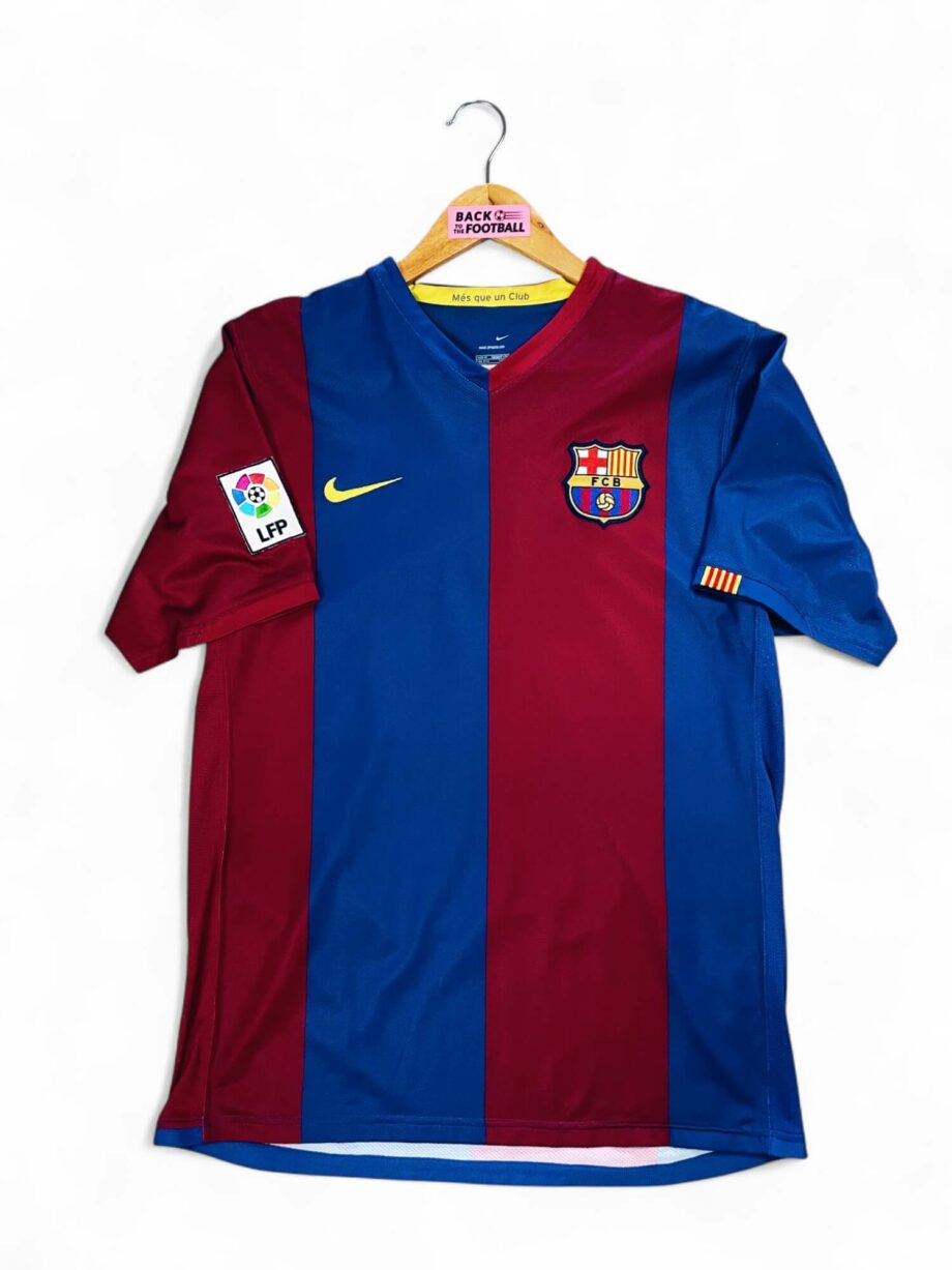 maillot vintage domicile FC Barcelone 2006/2007 floqué Ronaldinho #10