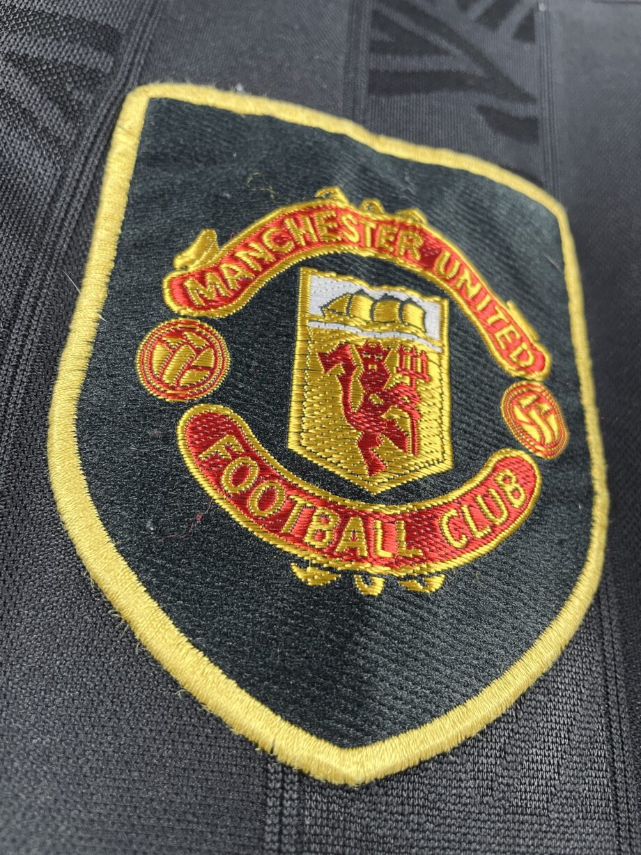 maillot vintage extérieur Manchester United 1993/1995 floqué Cantona #7