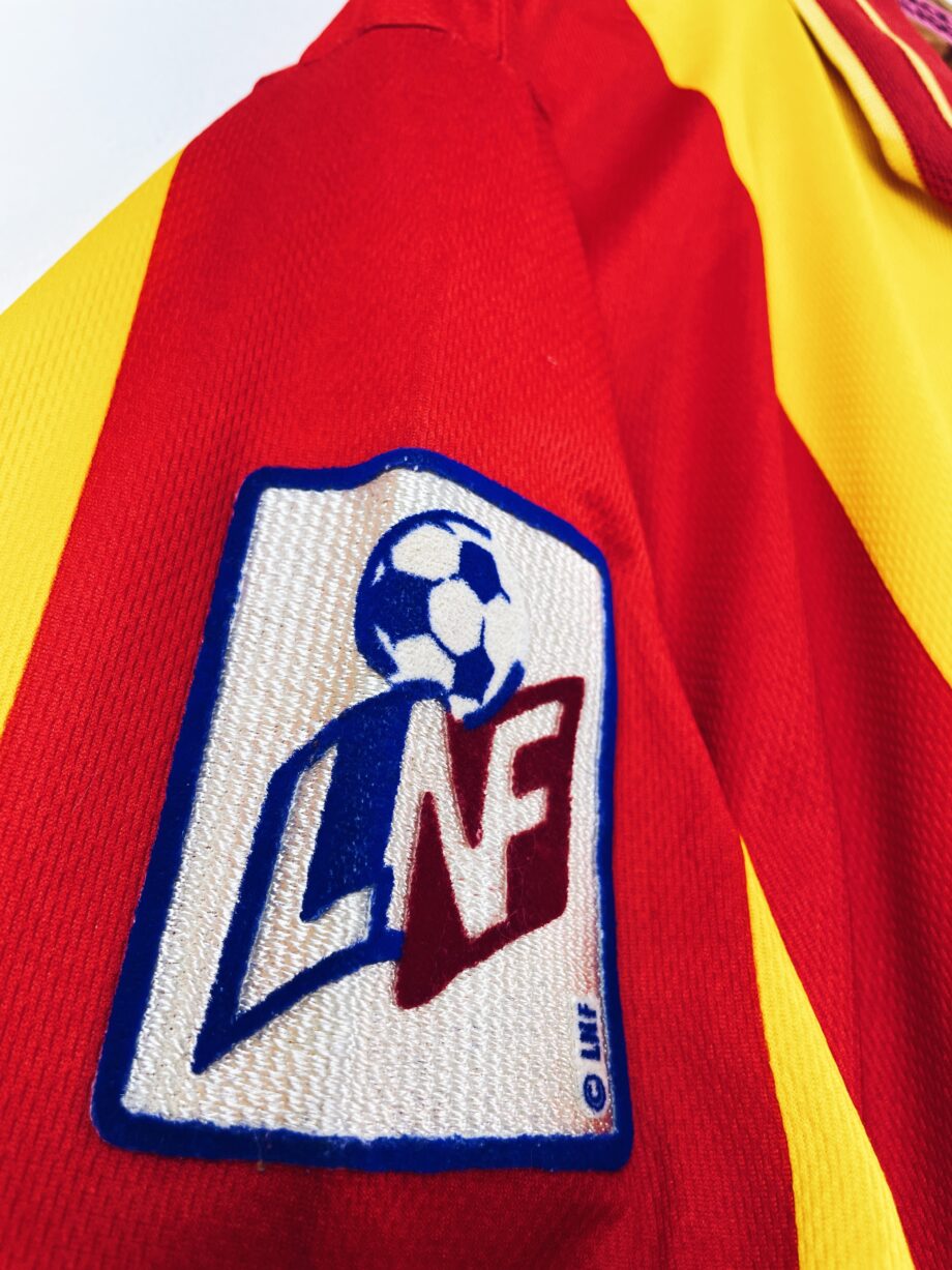 maillot vintage domicile Martigues 2001/2002 floqué du numéro 10