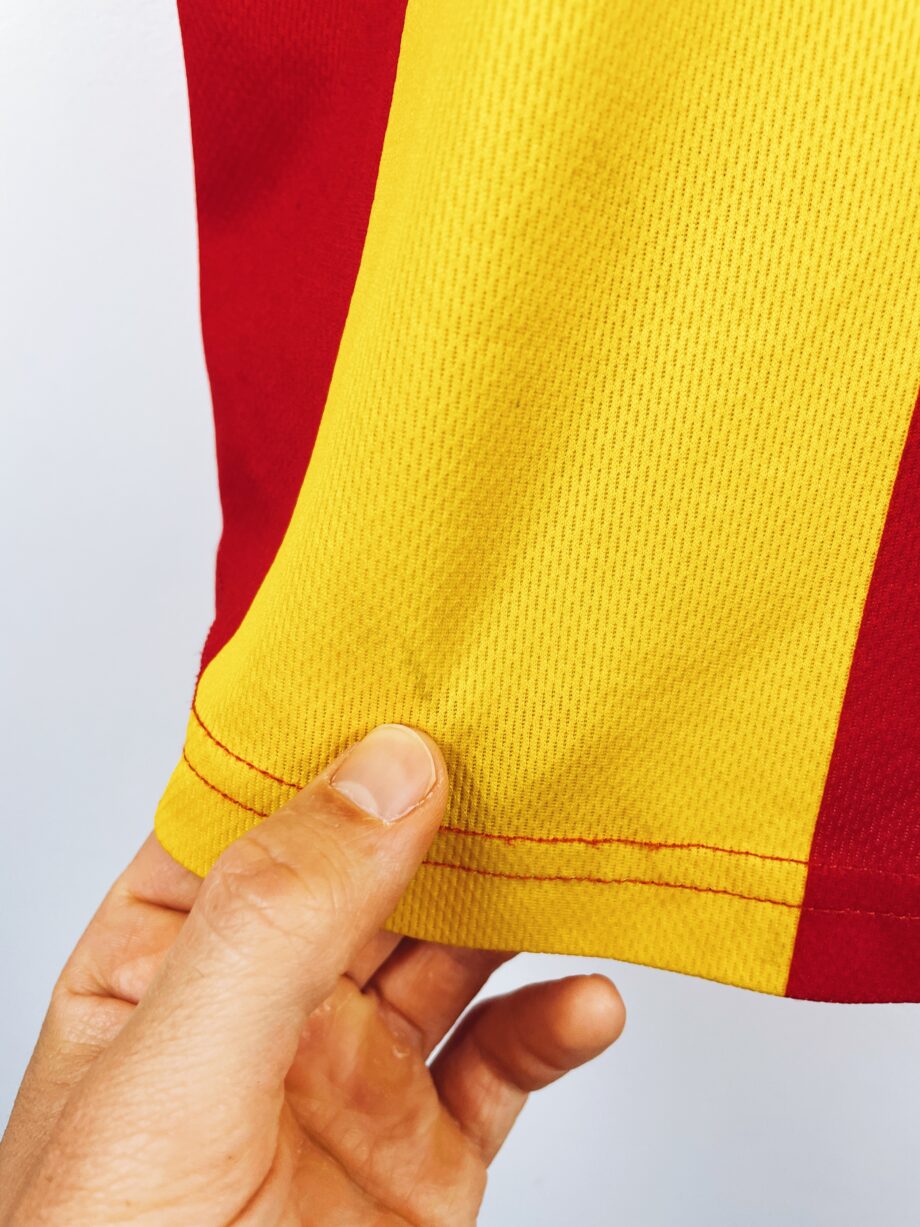 maillot vintage domicile Martigues 2001/2002 floqué du numéro 10