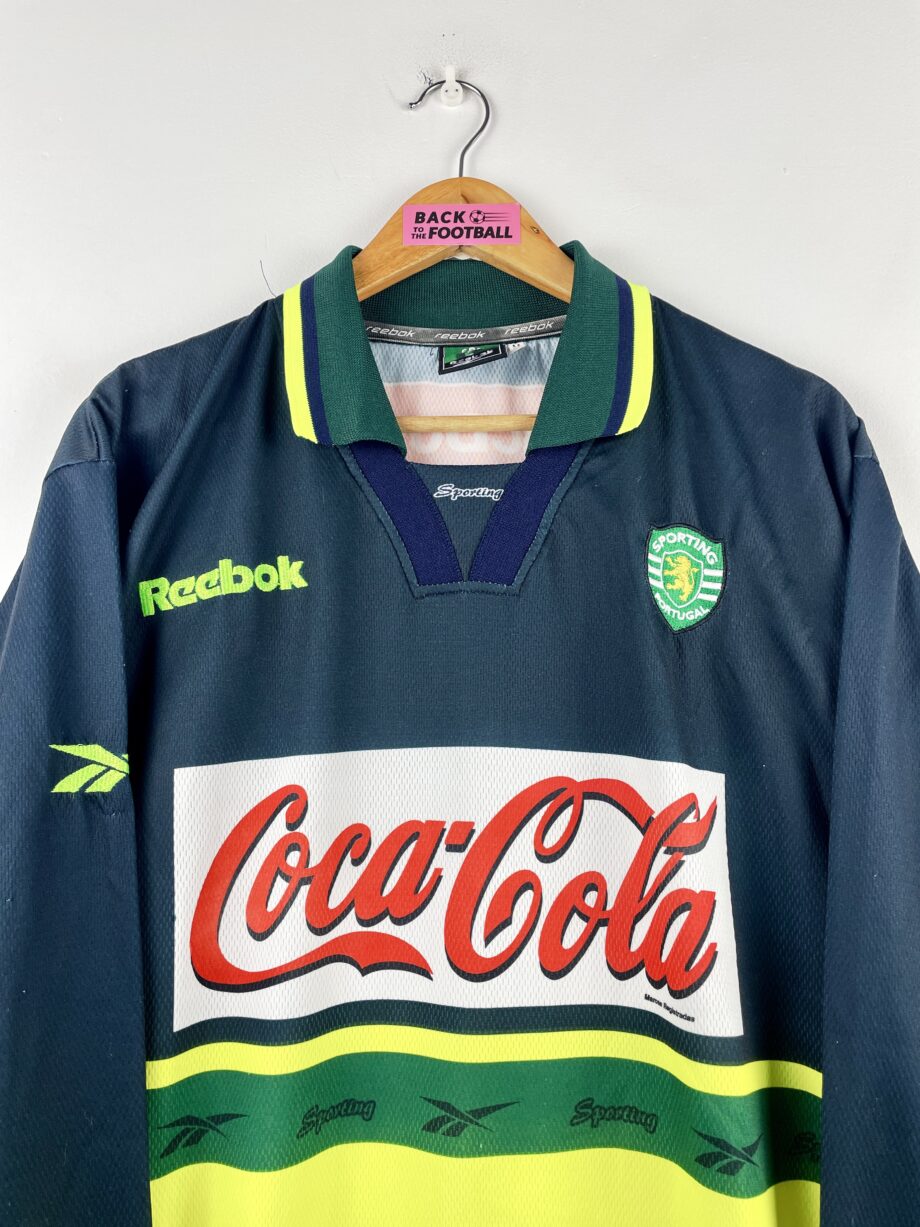 maillot vintage extérieur Sporting Portugal 2000/2002 manches longues préparé (match issue) ou porté (match worn) par le numéro 9
