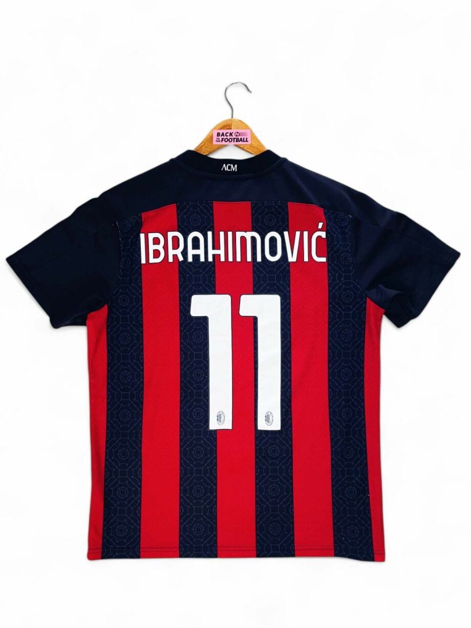 maillot vintage domicile AC Milan 2020/2021 floqué Ibrahimović #11