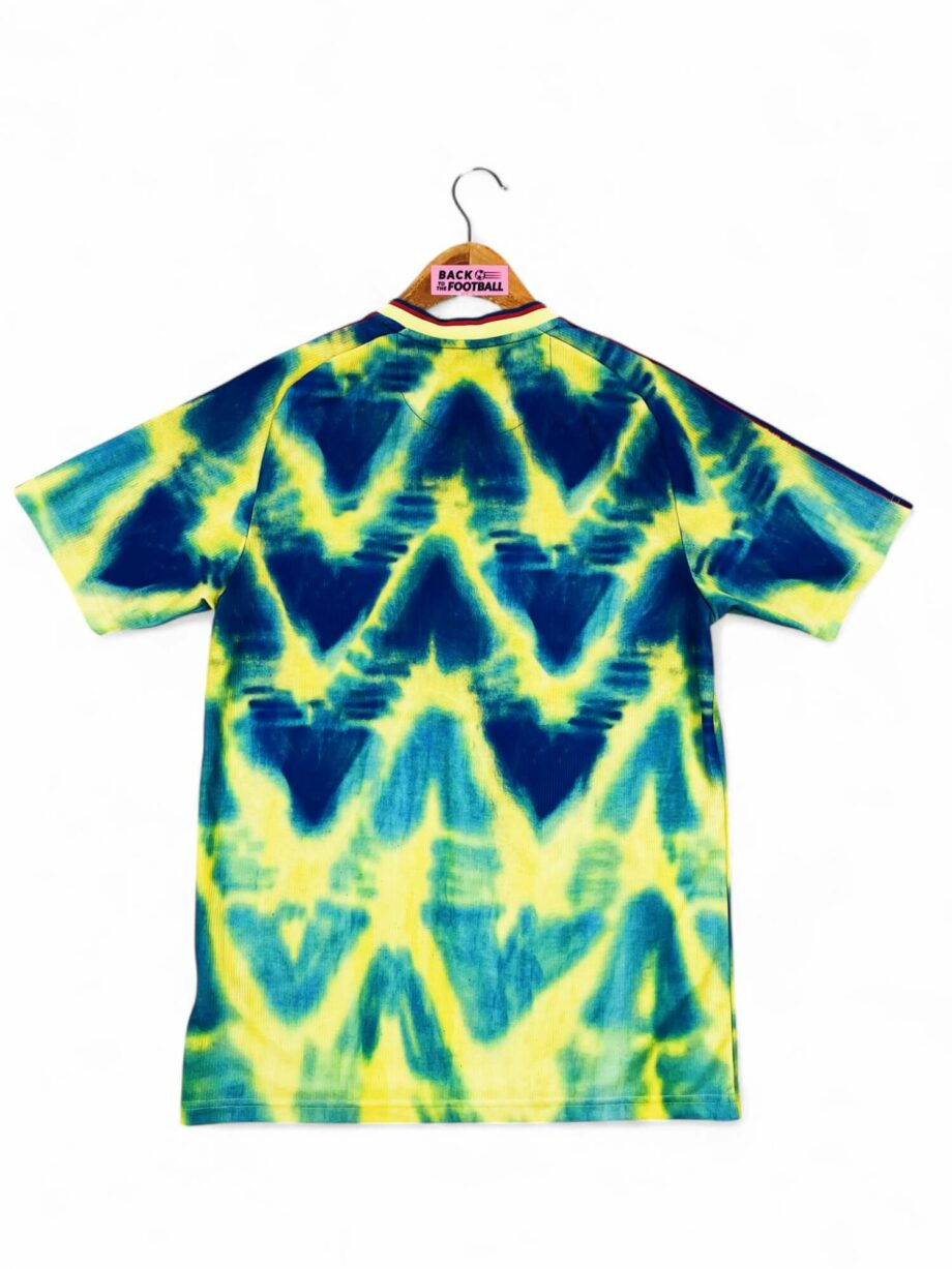maillot vintage spécial Arsenal 2020/2021 human race