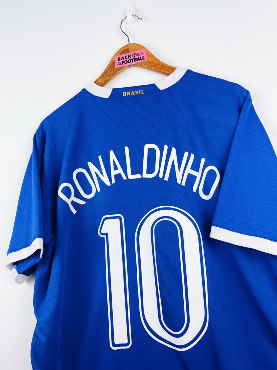 maillot vintage extérieur Brésil 2006 floqué Ronaldinho #10