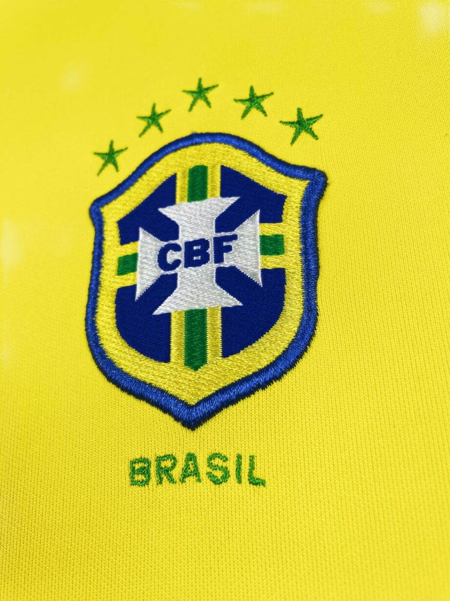 maillot vintage domicile Brésil 2004 floqué Ronaldo #9