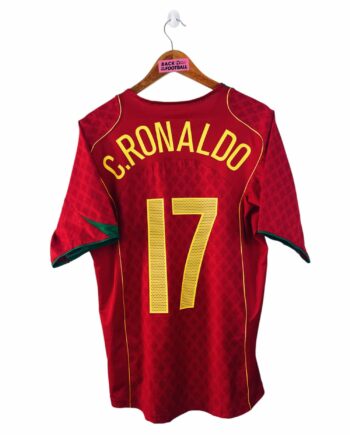 maillot vintage domicile Portugal 2004 floqué C. Ronaldo #17