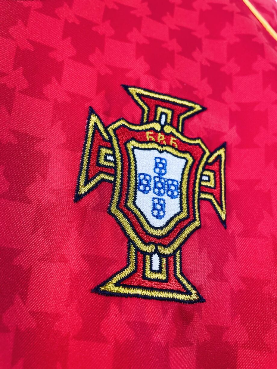maillot vintage domicile Portugal 2004 floqué C. Ronaldo #17