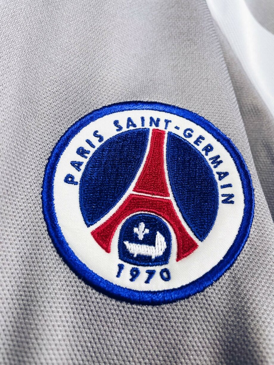 maillot vintage extérieur PSG 2001/2002 floqué Heinze #2