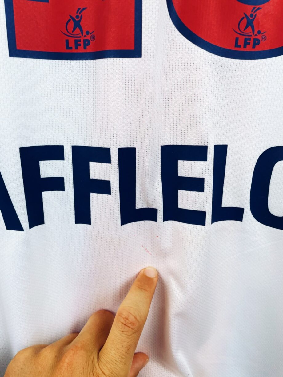 maillot vintage extérieur PSG 2007/2008 floqué Arnaud #18